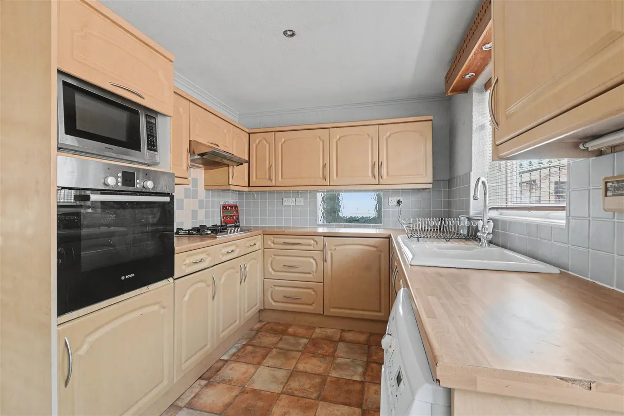 Henley Gardens, Stapleford, NG9, photo 8