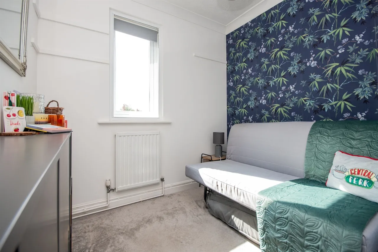 Kettering Road, Kettering, NN14, photo 9