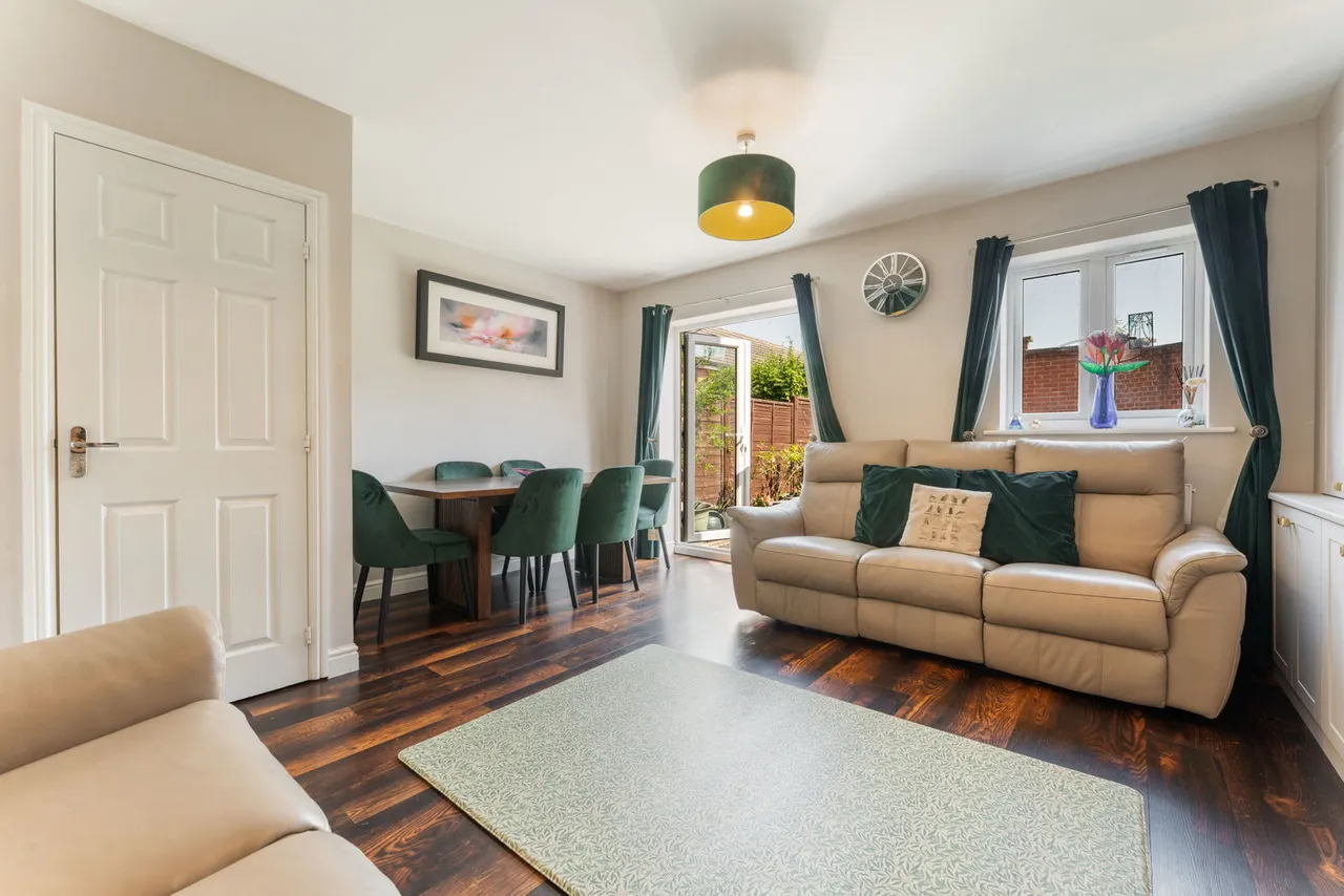 Sherbourne Drive, Old Sarum, SP4, photo 4