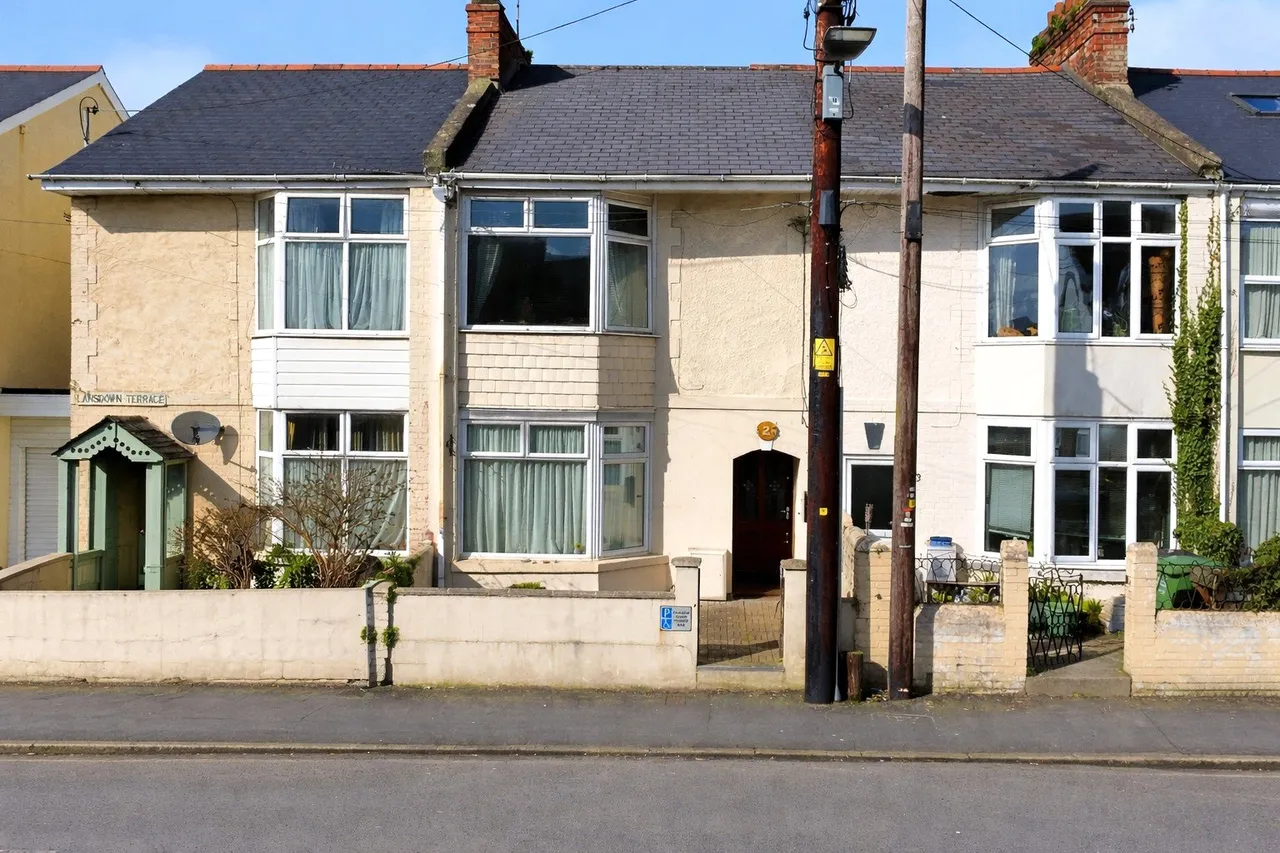 Lansdown Terrace, Barnstaple, EX32, photo 2