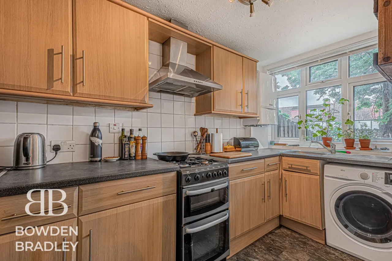 Copford Close, Woodford Green, IG8, photo 6