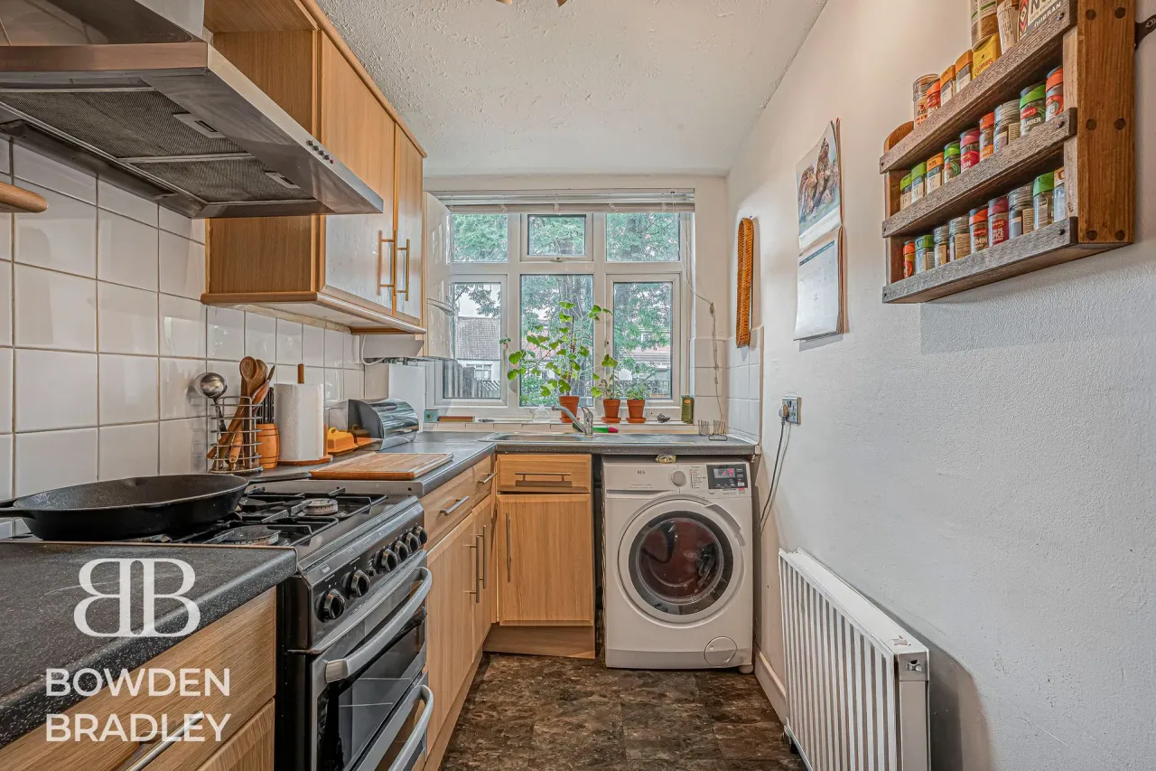 Copford Close, Woodford Green, IG8, photo 20