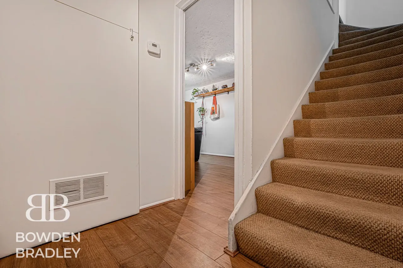 Copford Close, Woodford Green, IG8, photo 4