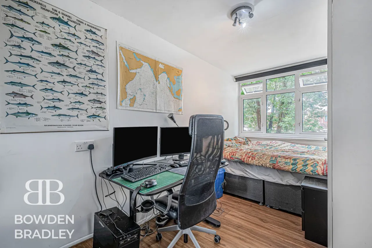 Copford Close, Woodford Green, IG8, photo 11
