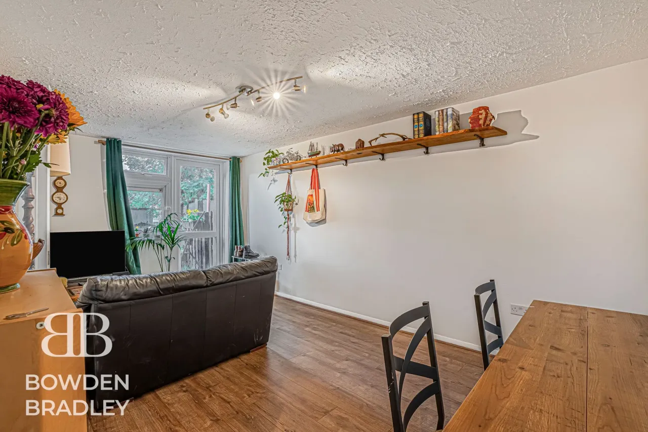 Copford Close, Woodford Green, IG8, photo 18
