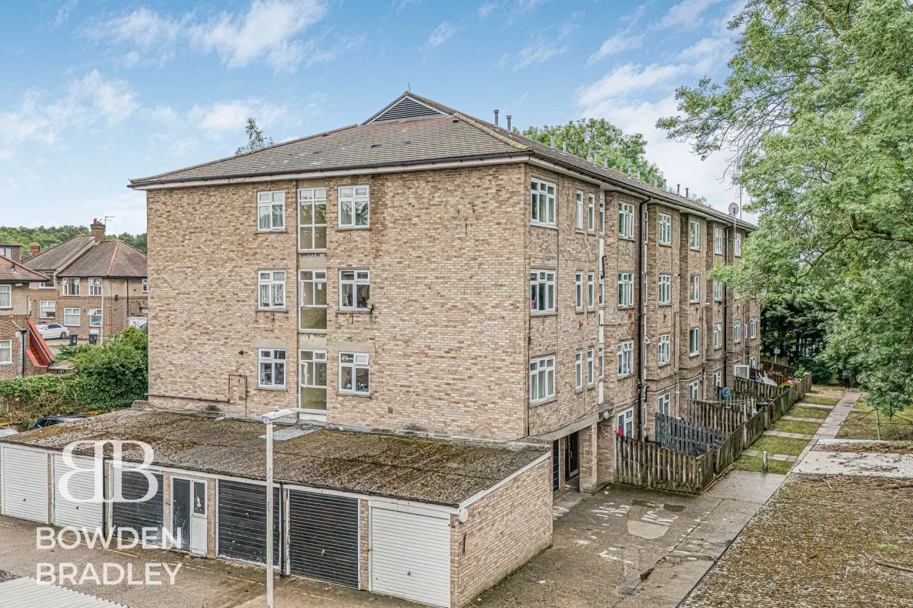 Copford Close, Woodford Green, IG8, photo 12