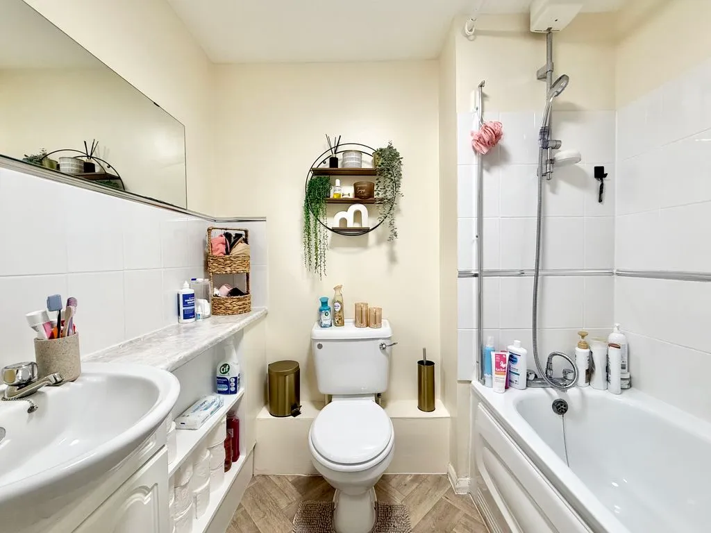 Columbia Wharf Road, Grays, RM17, photo 9