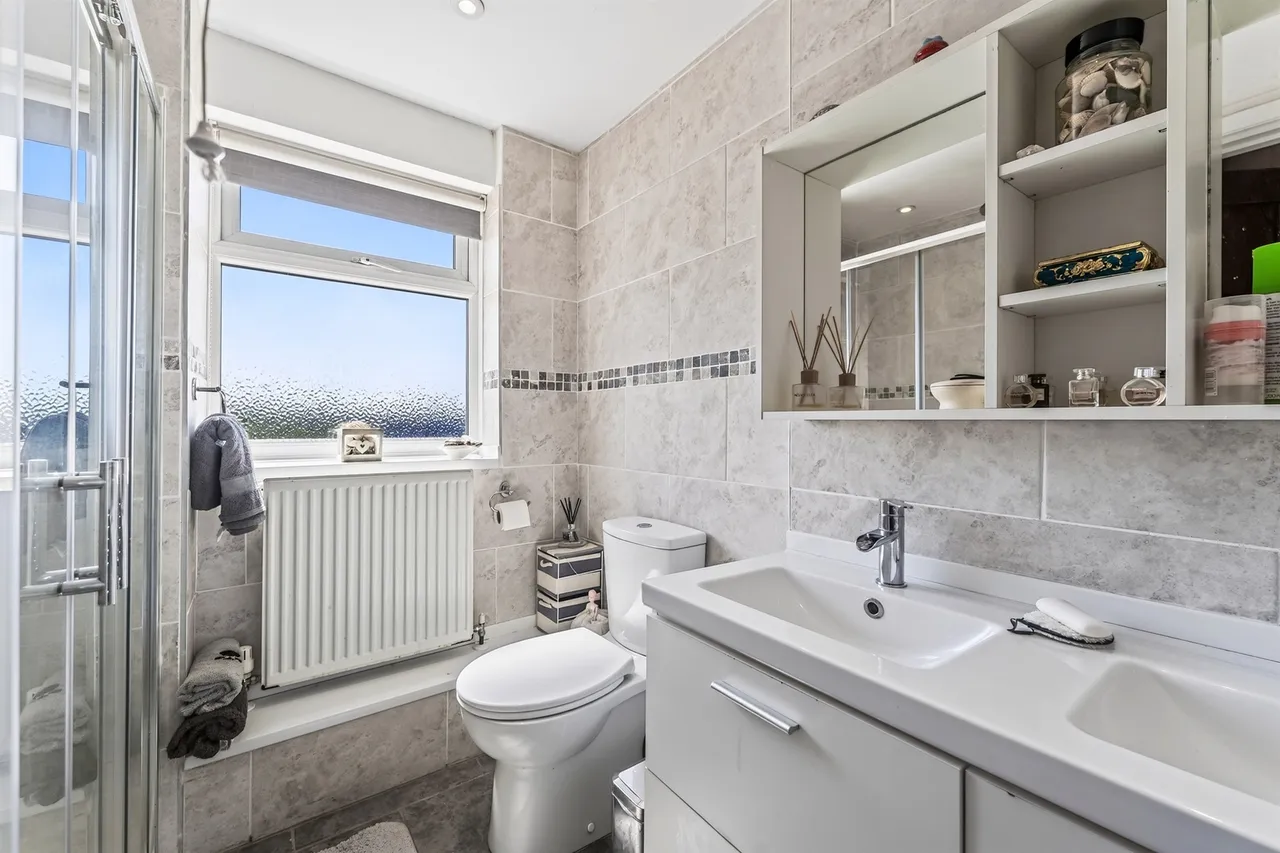 Seymour Avenue, Morden, SM4, photo 18