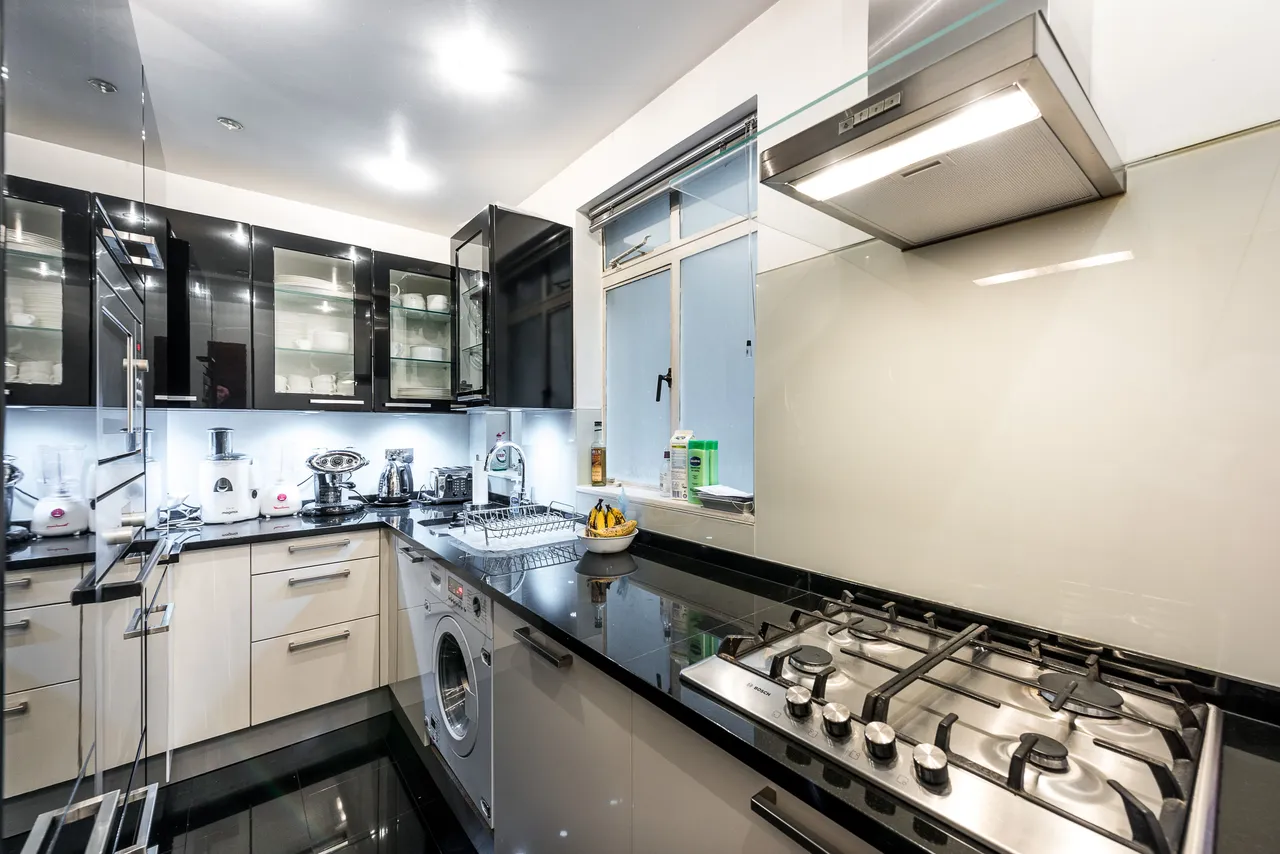 7a Whitelands House, Cheltenham Terrace, London, photo 3