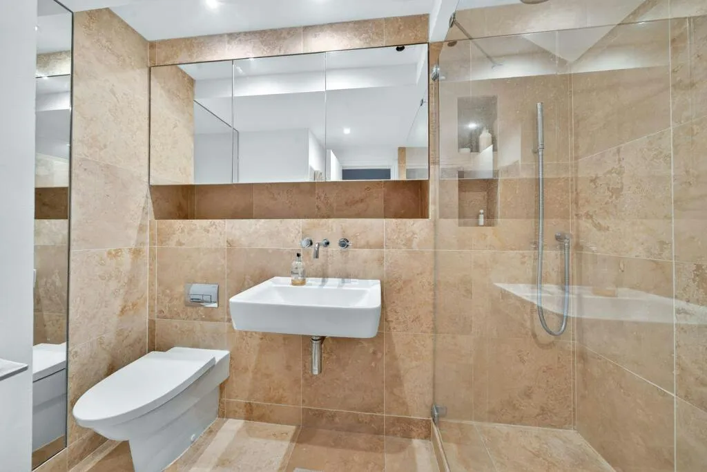Nine Elms Lane, Elm Quay Court, SW8, photo 13