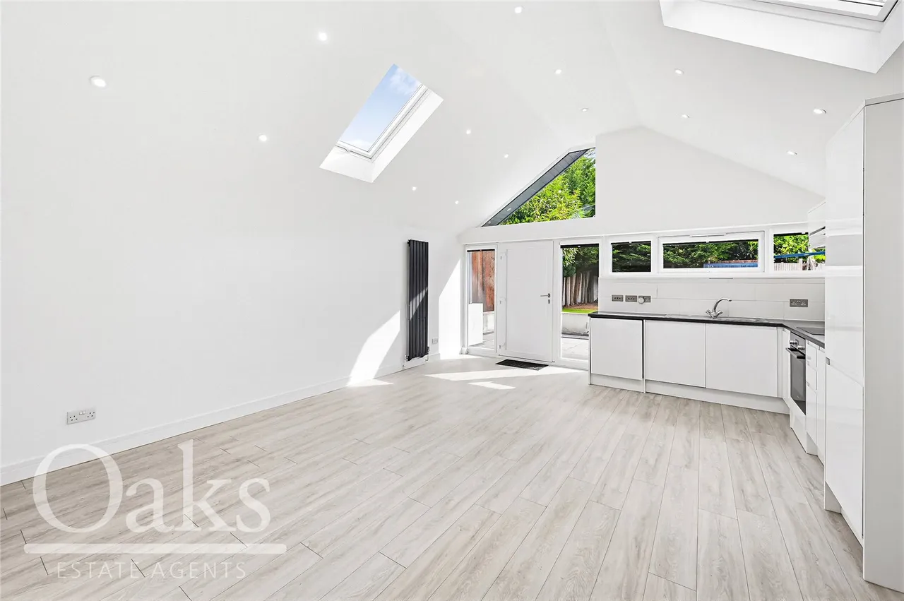 2 bed house for sale, Morland Road, Addiscombe, CR0