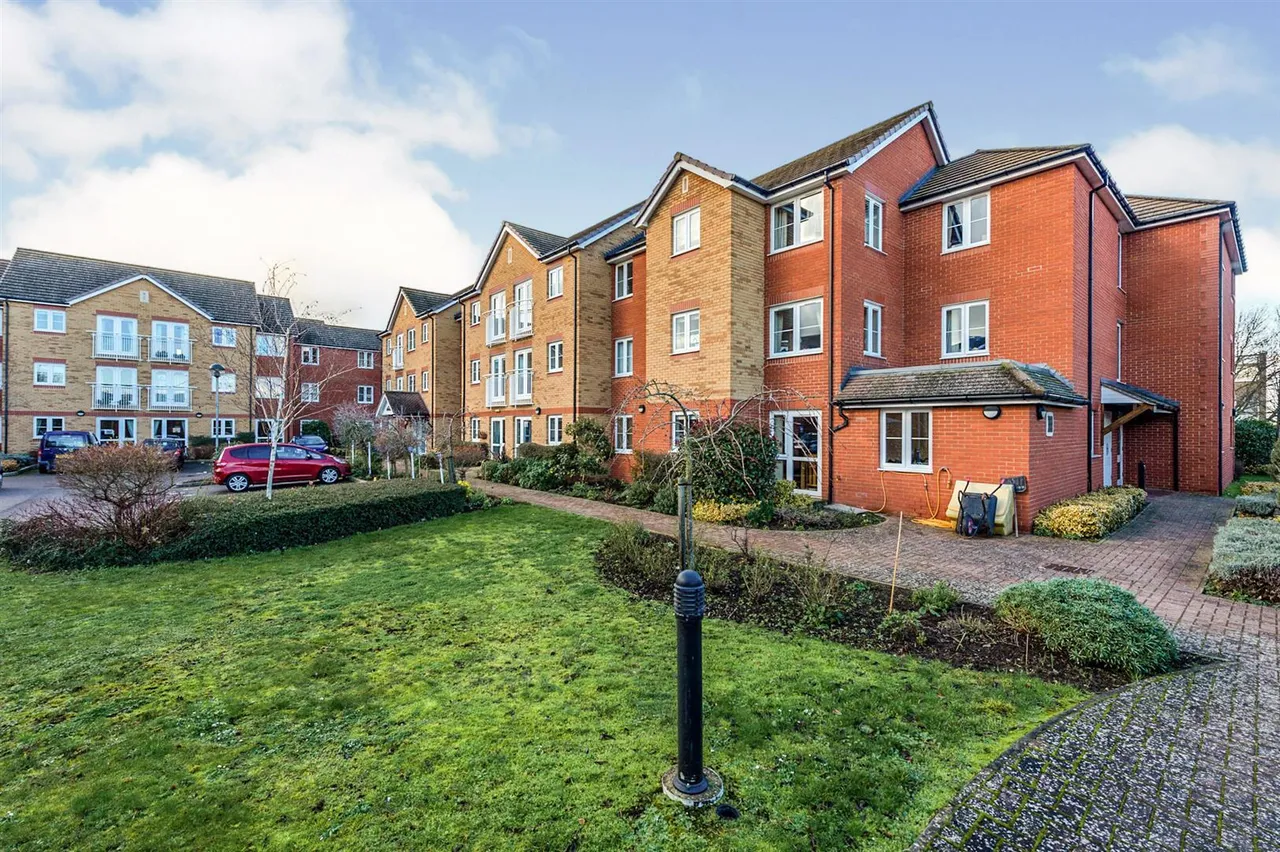 Baldock Road, Royston, SG8, photo 16