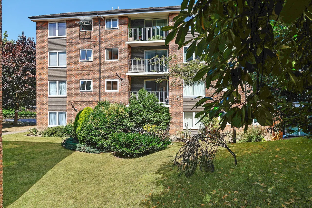 Somers Close, Reigate, RH2, photo 10