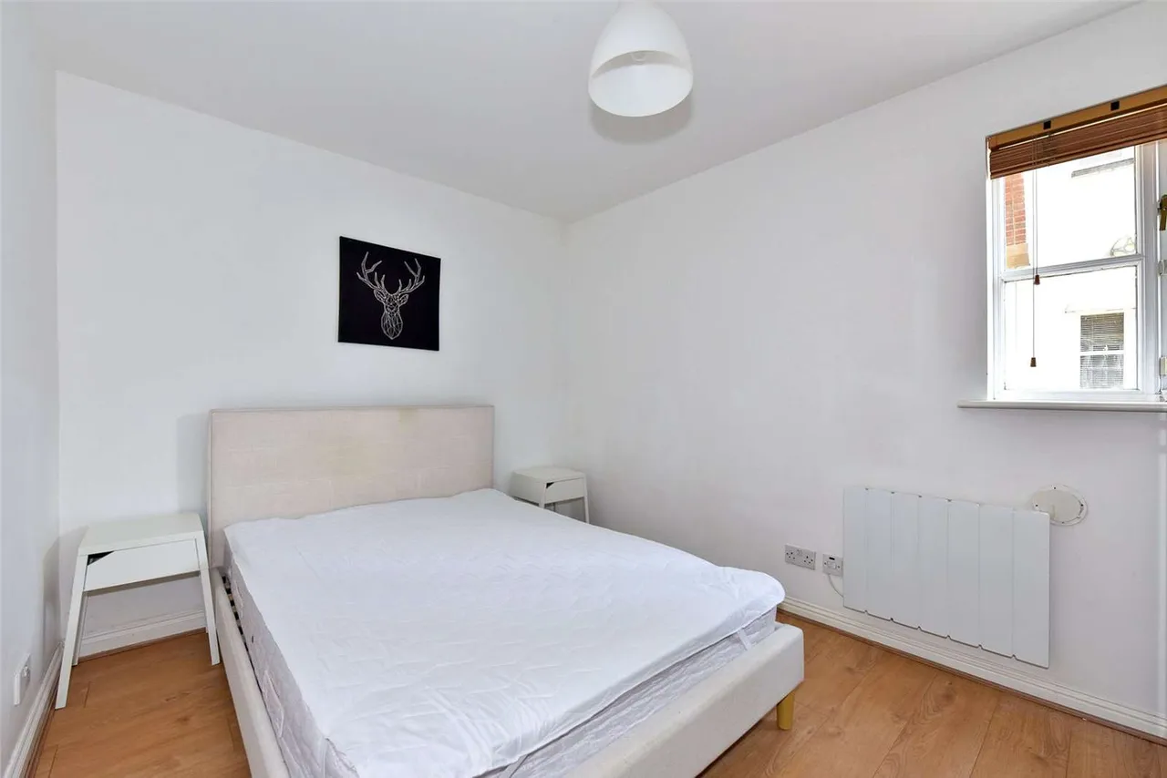 St. Thomas Street, Oxford, Oxfordshire, OX1 1JR, photo 4