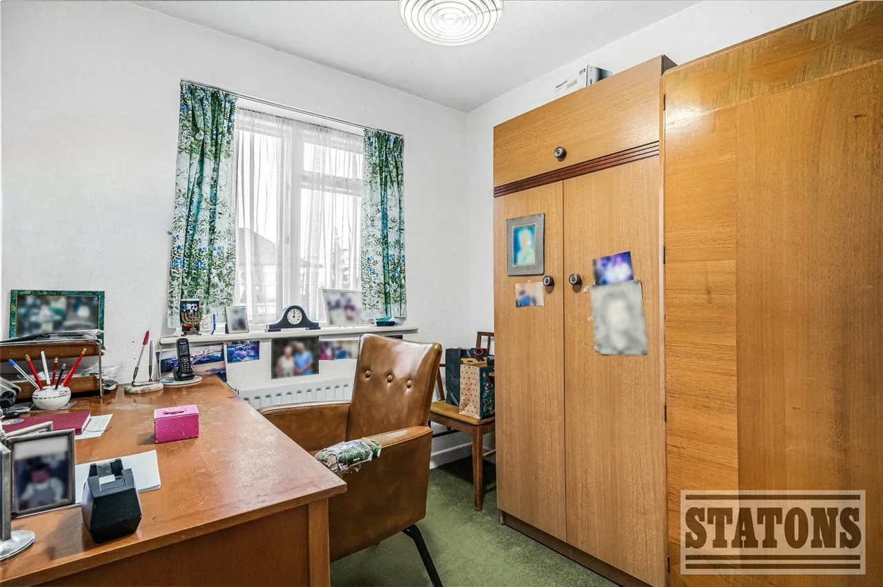 Belmont Avenue, Cockfosters, Herts, EN4 9LJ, photo 15