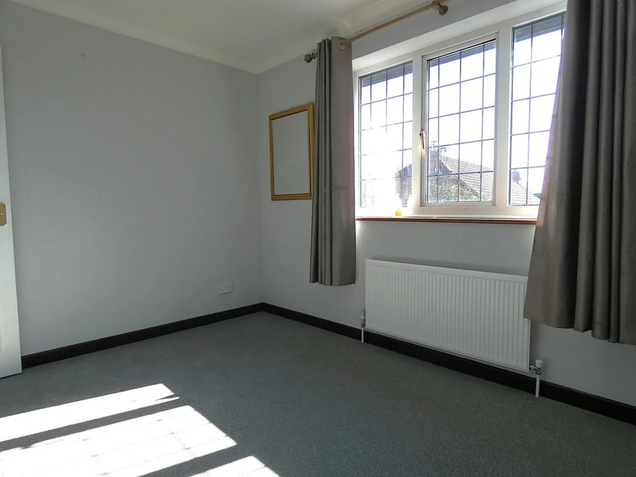 Newport Road, Woolstone, MK15, photo 7