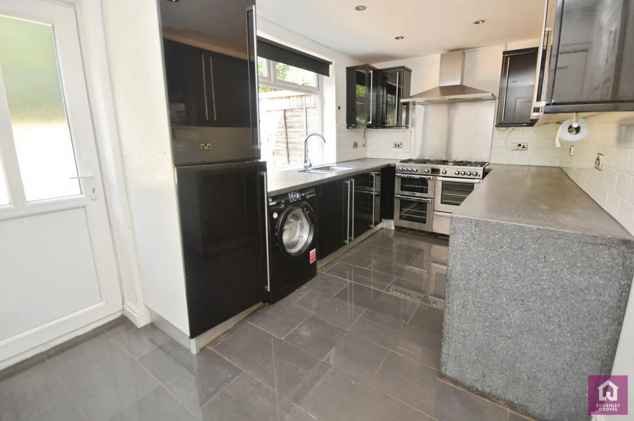 Mountside Crescent, Prestwich, M25, photo 4
