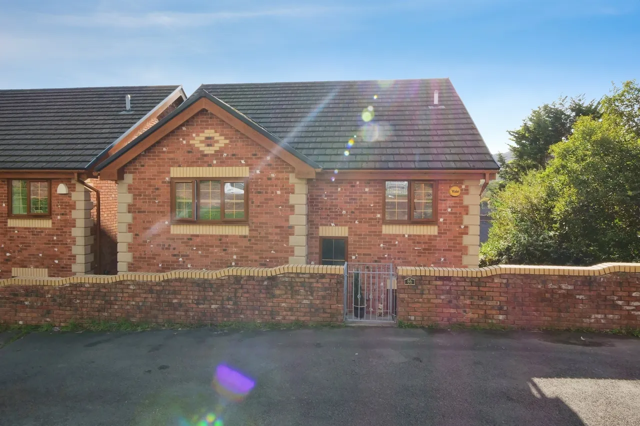 4 bed house for sale, Tynybedw Terrace, Treorchy, CF42