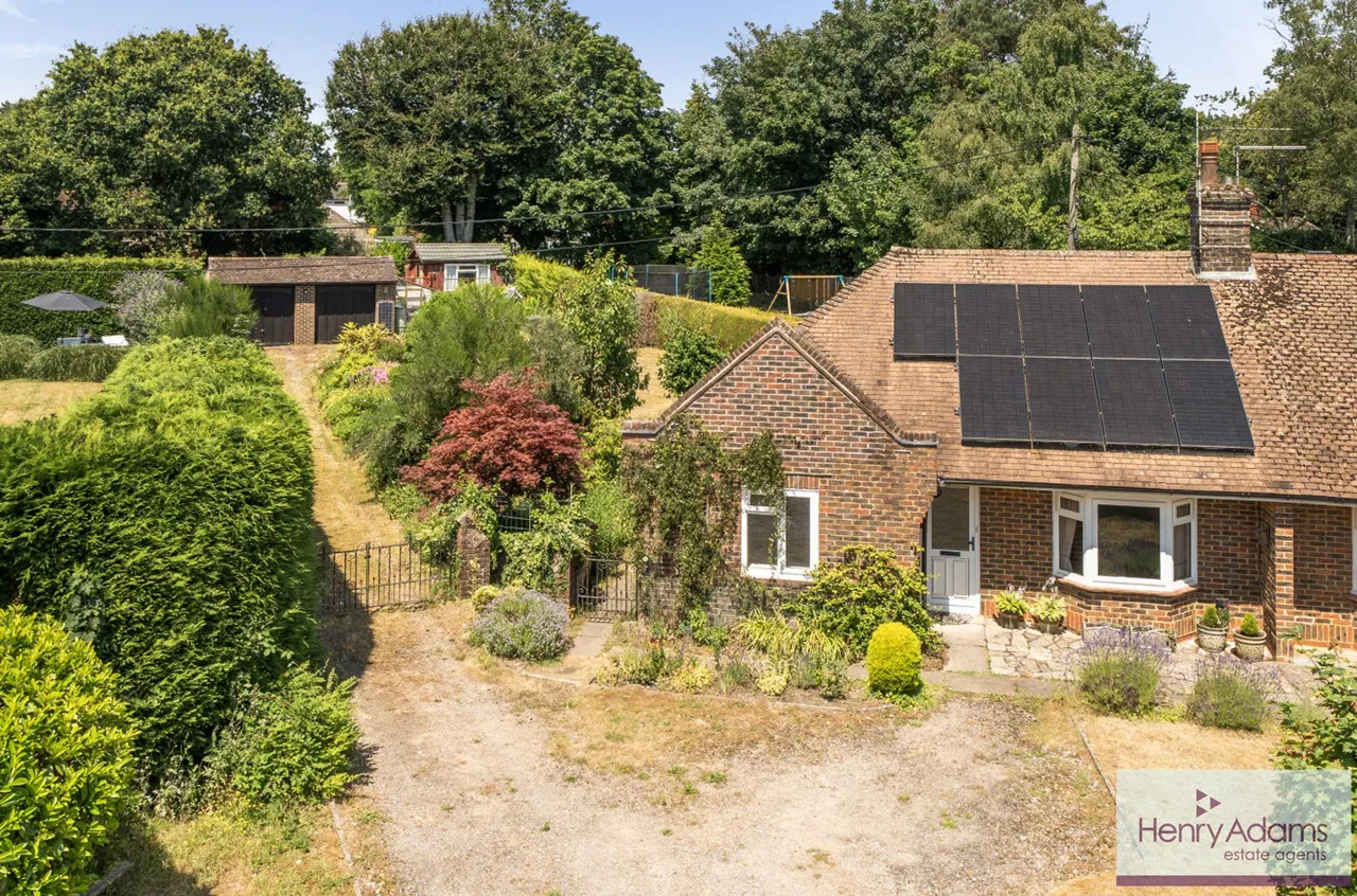 Knowles Meadow, Hill Brow, GU33, photo 9