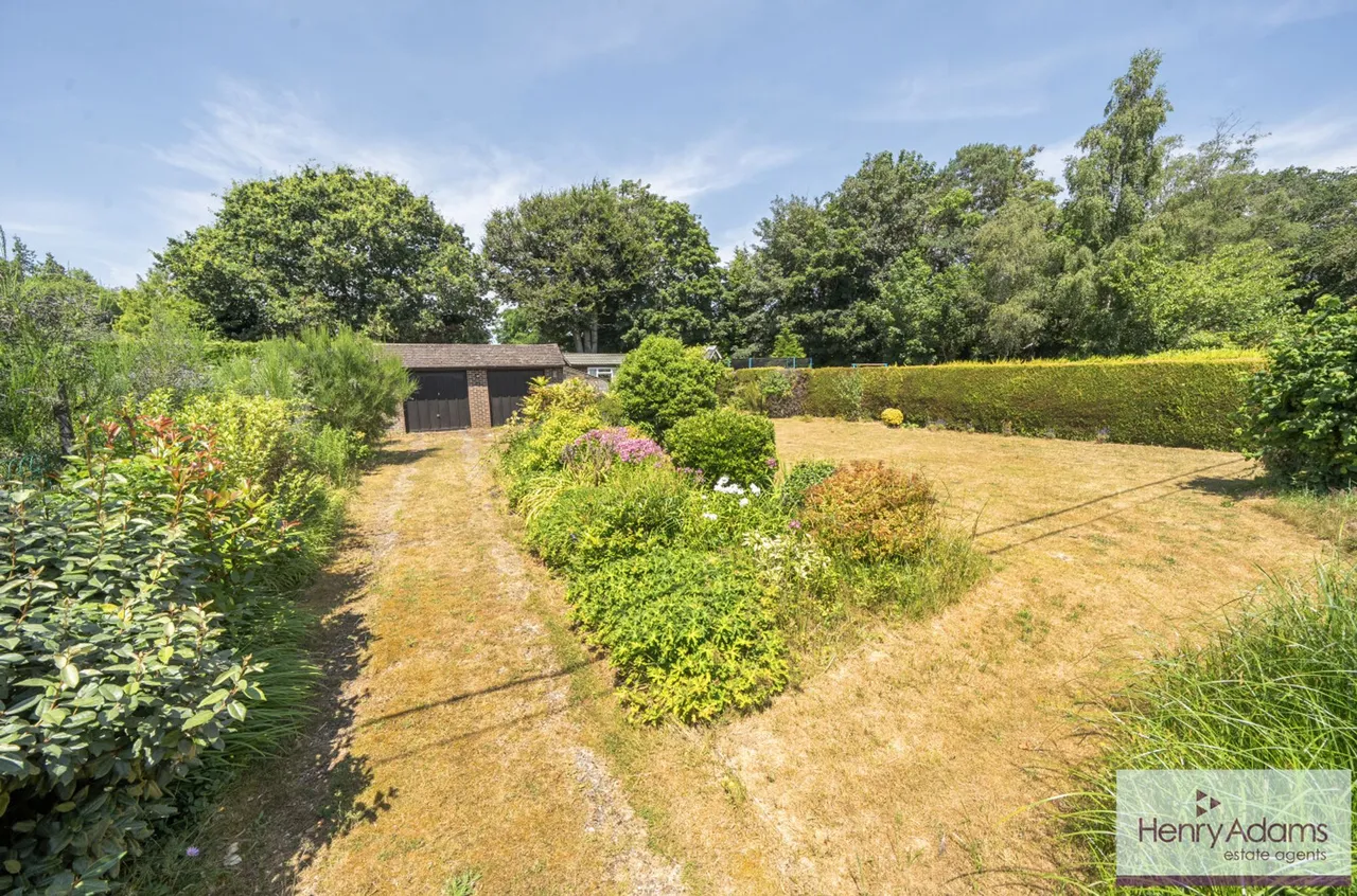 Knowles Meadow, Hill Brow, GU33, photo 2