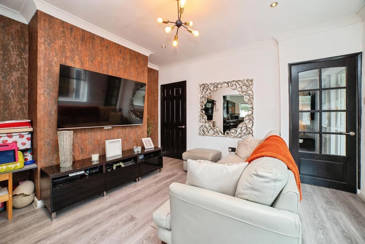 Alfreton Road, Sutton-in-Ashfield, Nottinghamshire, NG17, photo 9