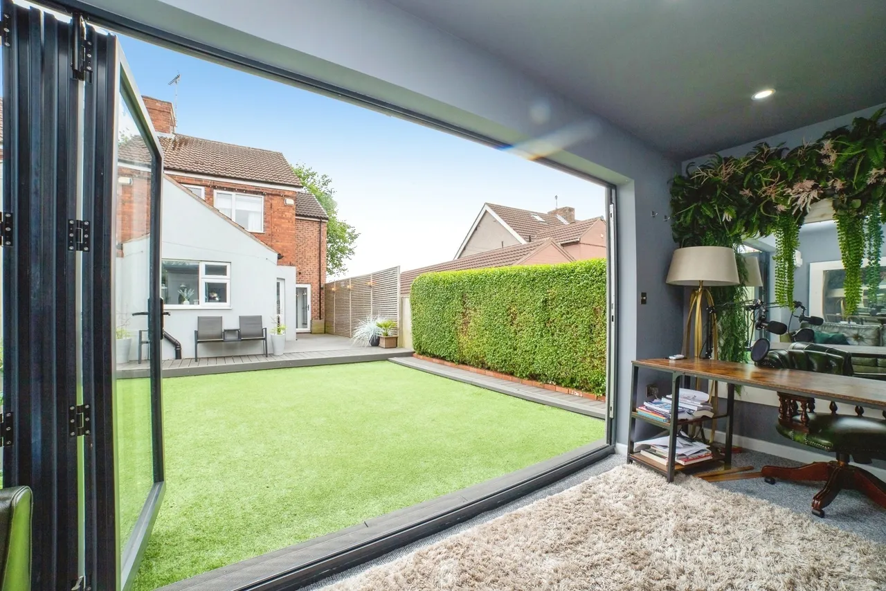 Alfreton Road, Sutton-in-Ashfield, Nottinghamshire, NG17, photo 4