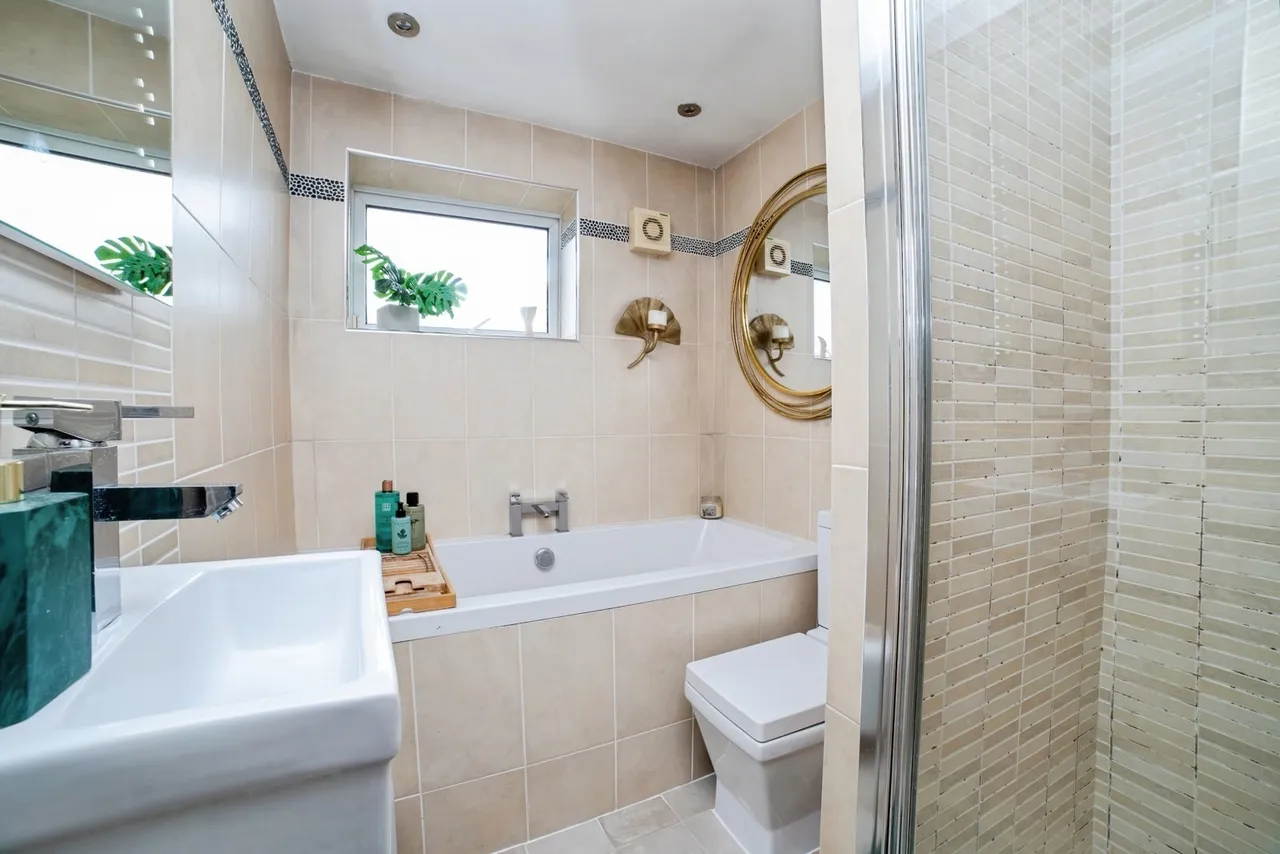 Alfreton Road, Sutton-in-Ashfield, Nottinghamshire, NG17, photo 21