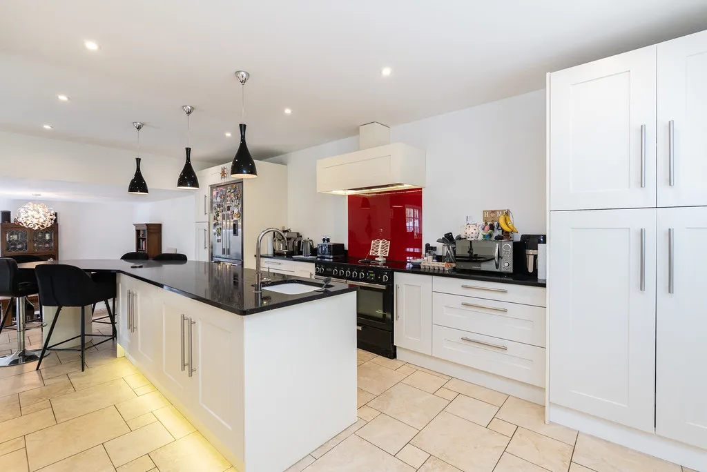 Hampstead Lane, Dorking, RH4, photo 3