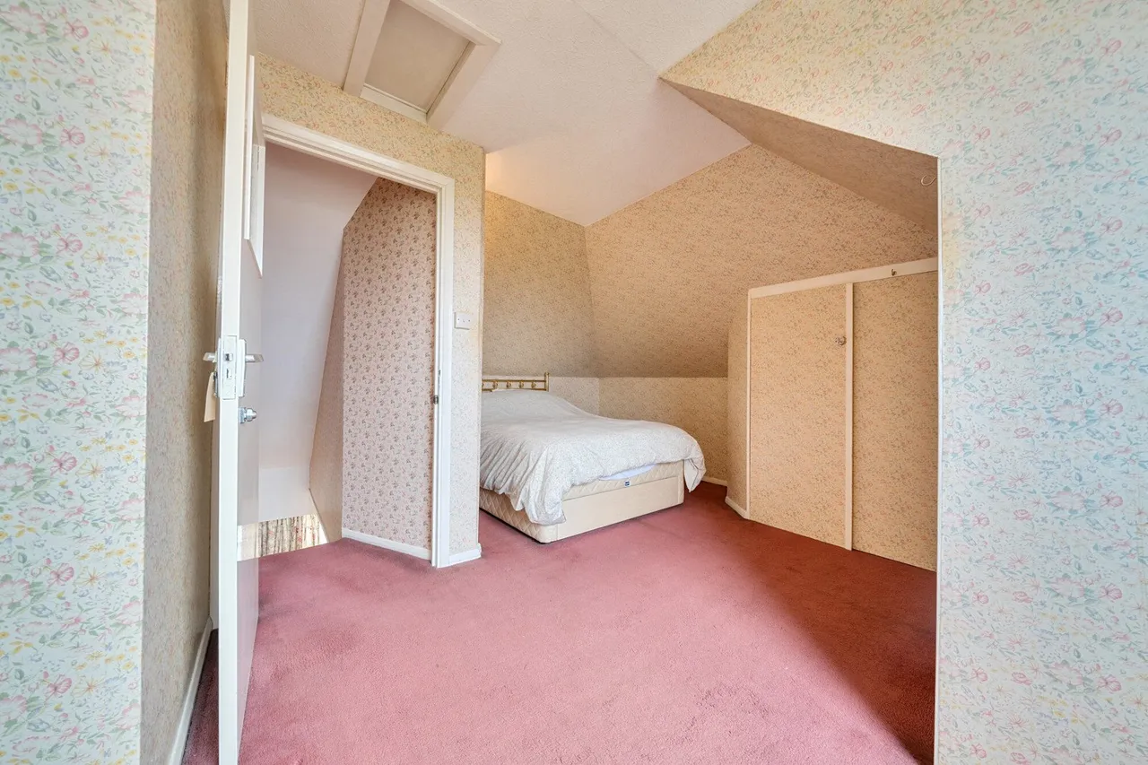 Brinklow Crescent, SE18, photo 9