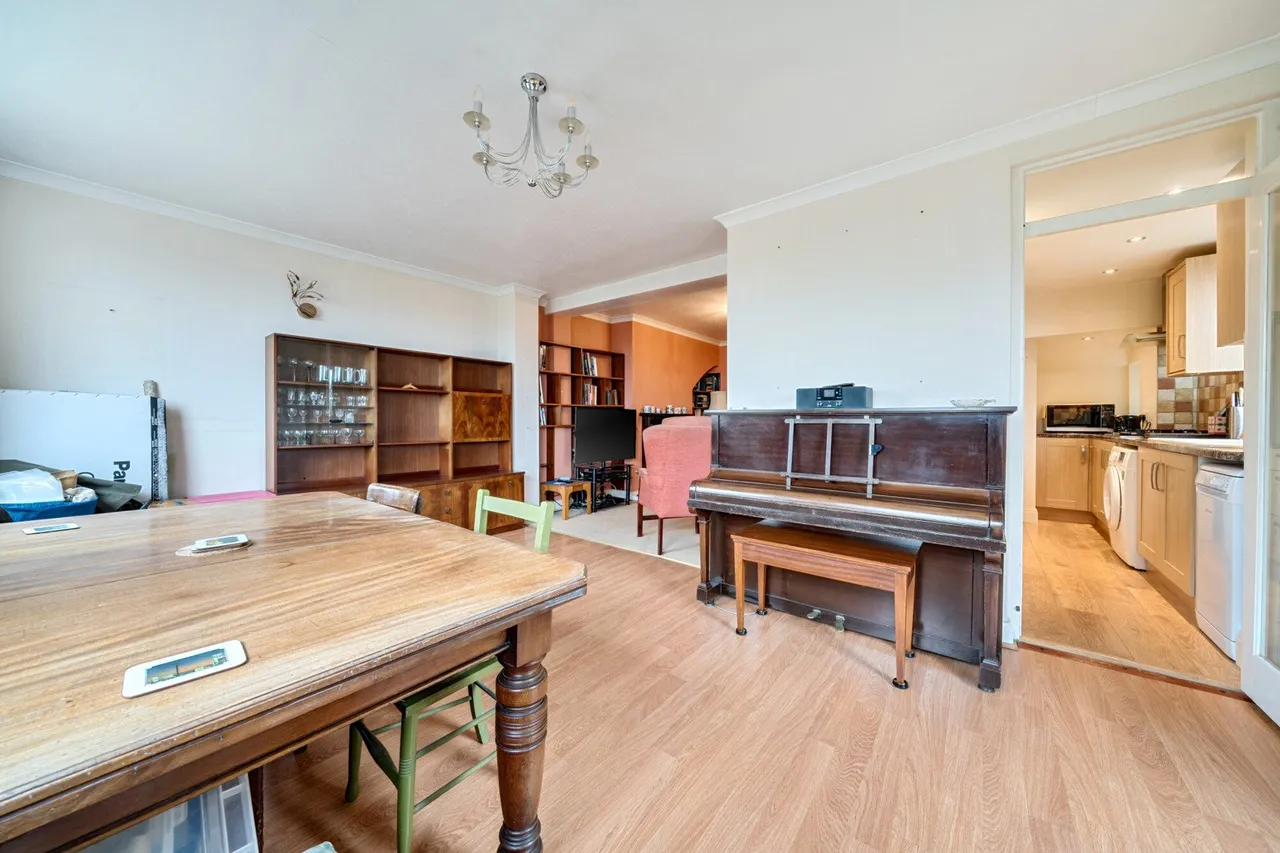 Brinklow Crescent, SE18, photo 22