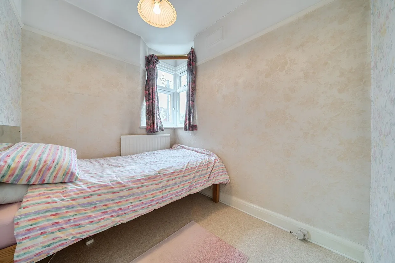 Brinklow Crescent, SE18, photo 10