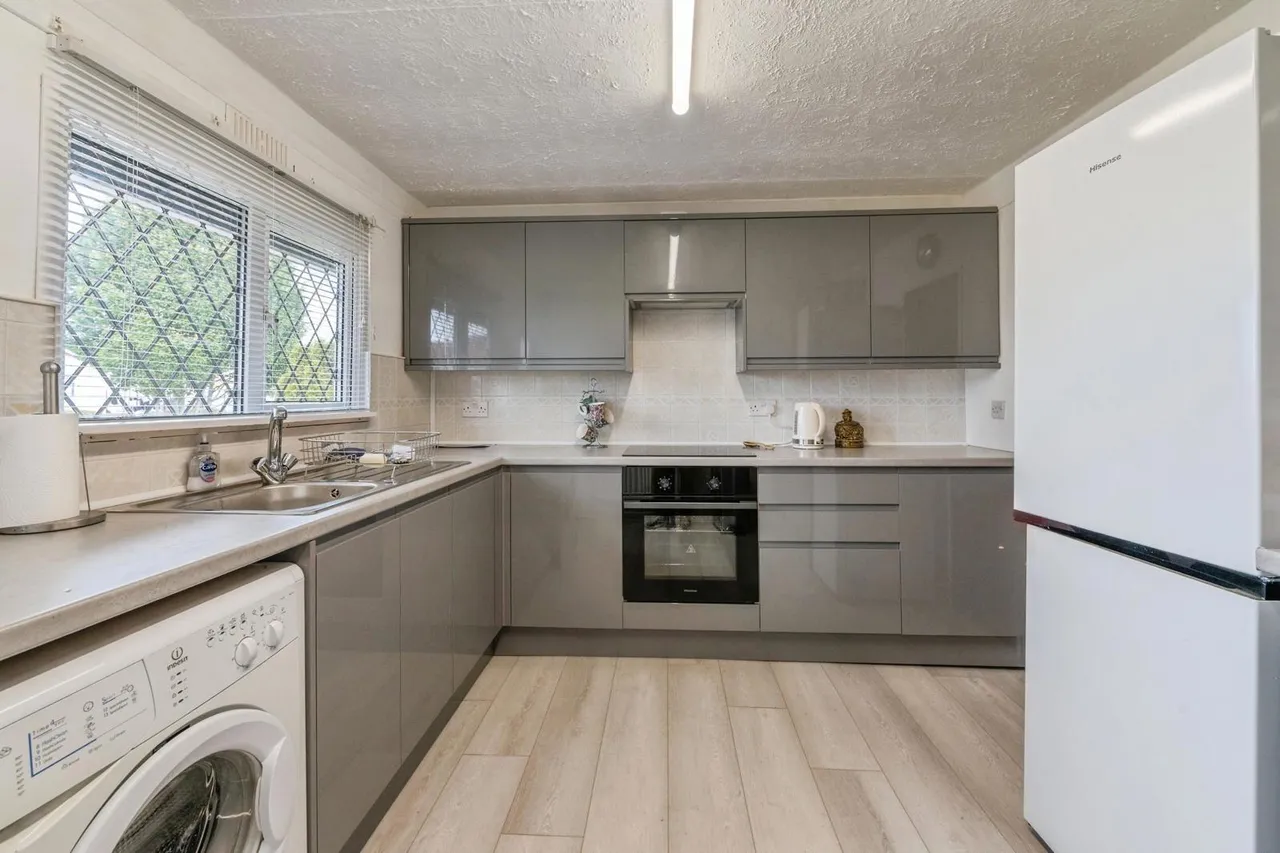 Lower Dunton Road, Dunton, CM13, photo 13