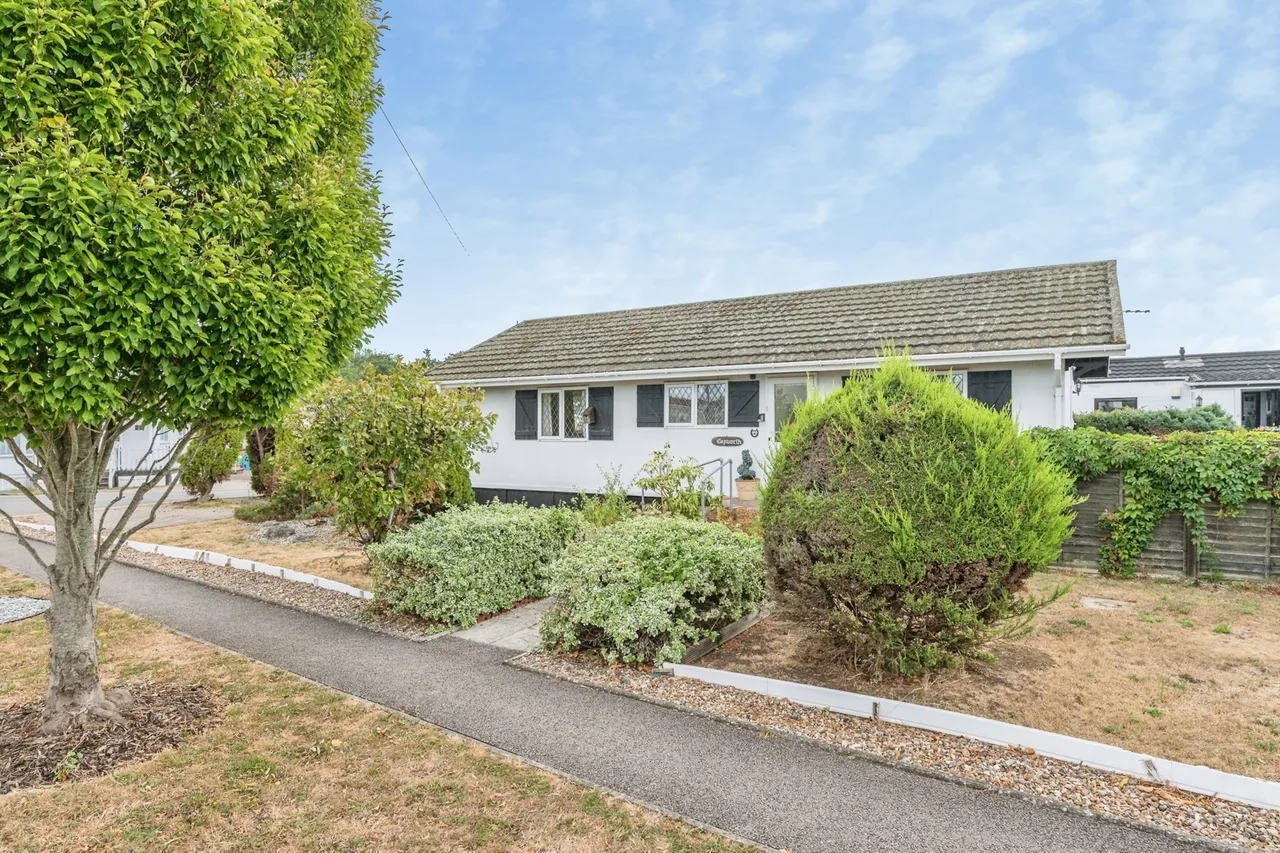 2 bed mobile home for sale, Lower Dunton Road, Dunton, CM13