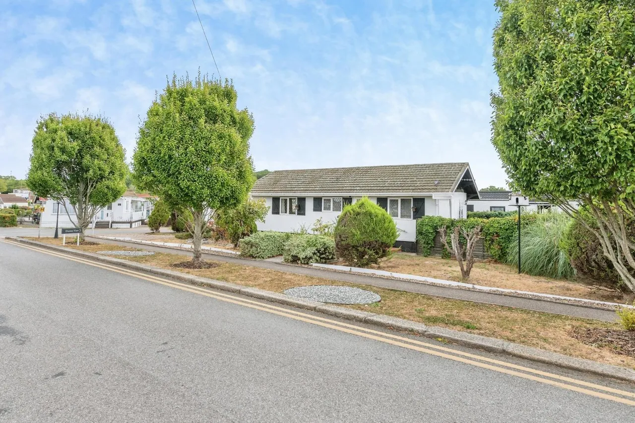 Lower Dunton Road, Dunton, CM13, photo 18
