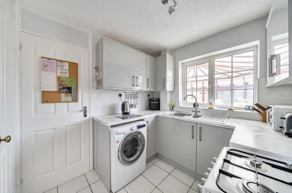 Falcon View, Greens Norton, Towcester, Northamptonshire, NN12 8BT, photo 10