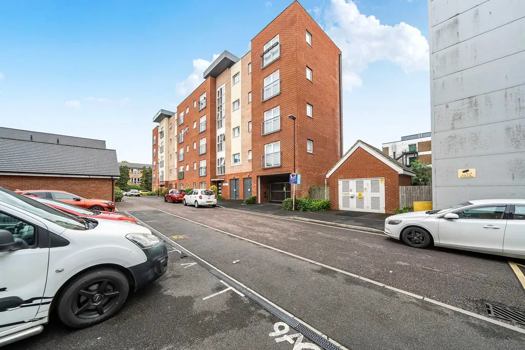 19 Marquess Drive, Bletchley, Milton Keynes, Buckinghamshire, MK2 2FN, photo 18