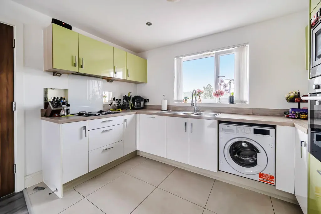 19 Marquess Drive, Bletchley, Milton Keynes, Buckinghamshire, MK2 2FN, photo 11