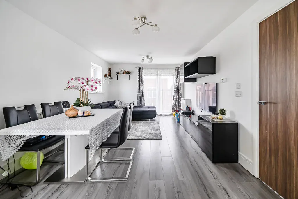19 Marquess Drive, Bletchley, Milton Keynes, Buckinghamshire, MK2 2FN, photo 9