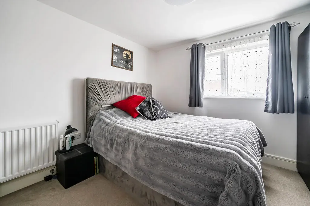 19 Marquess Drive, Bletchley, Milton Keynes, Buckinghamshire, MK2 2FN, photo 12