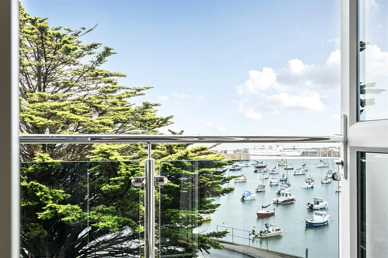 New Town Lane, Penzance, TR18, photo 14