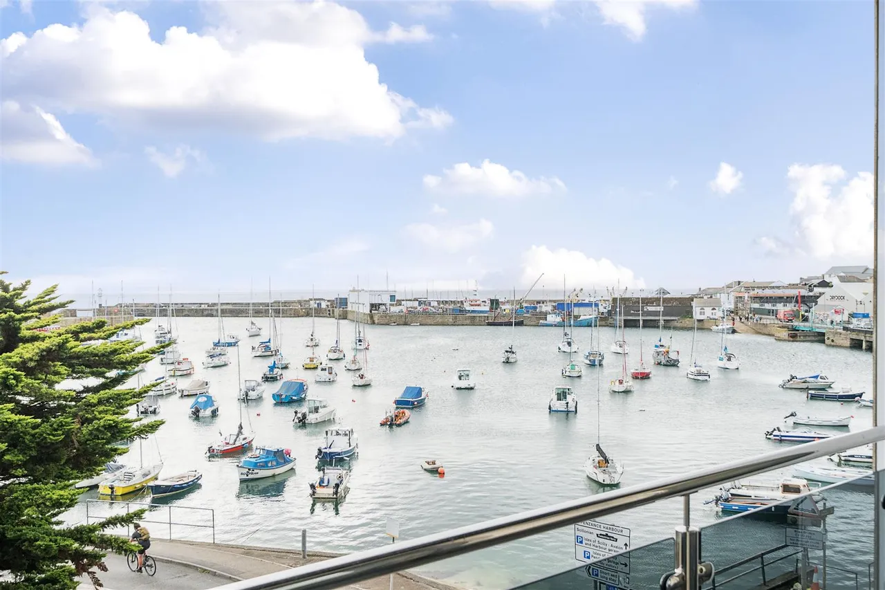 New Town Lane, Penzance, TR18, photo 15