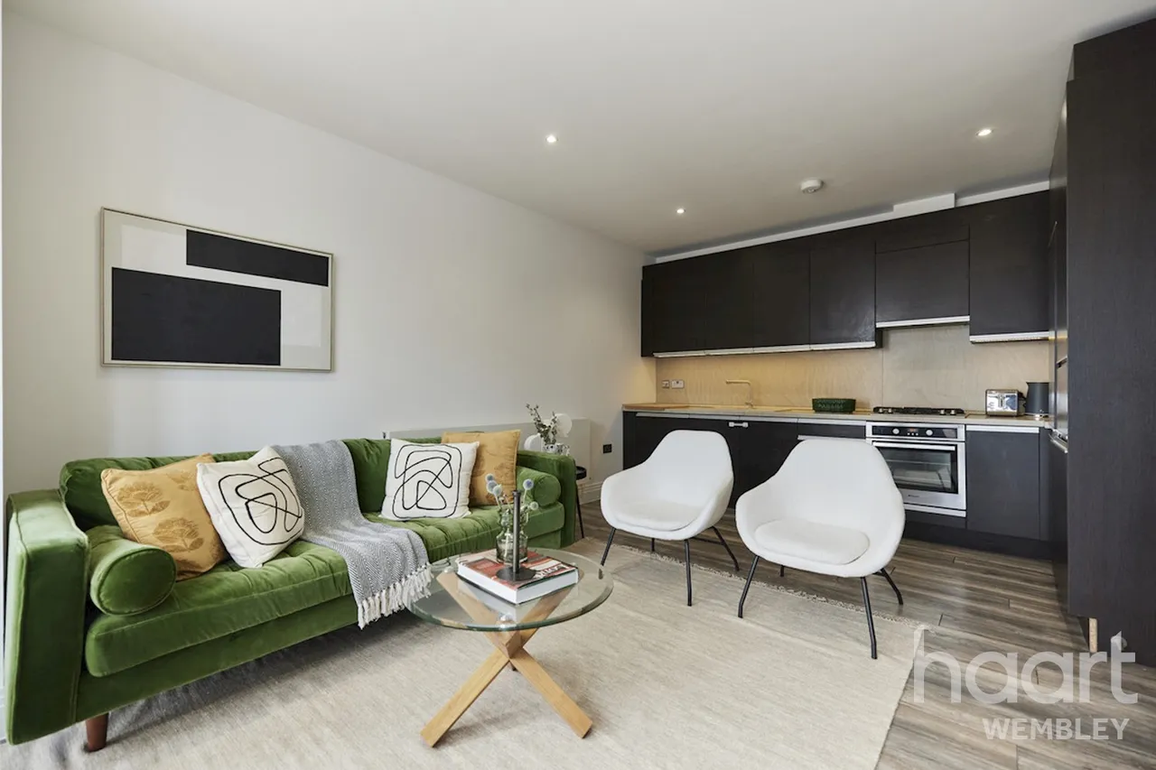 Manor Park Road, London, NW10, photo 18