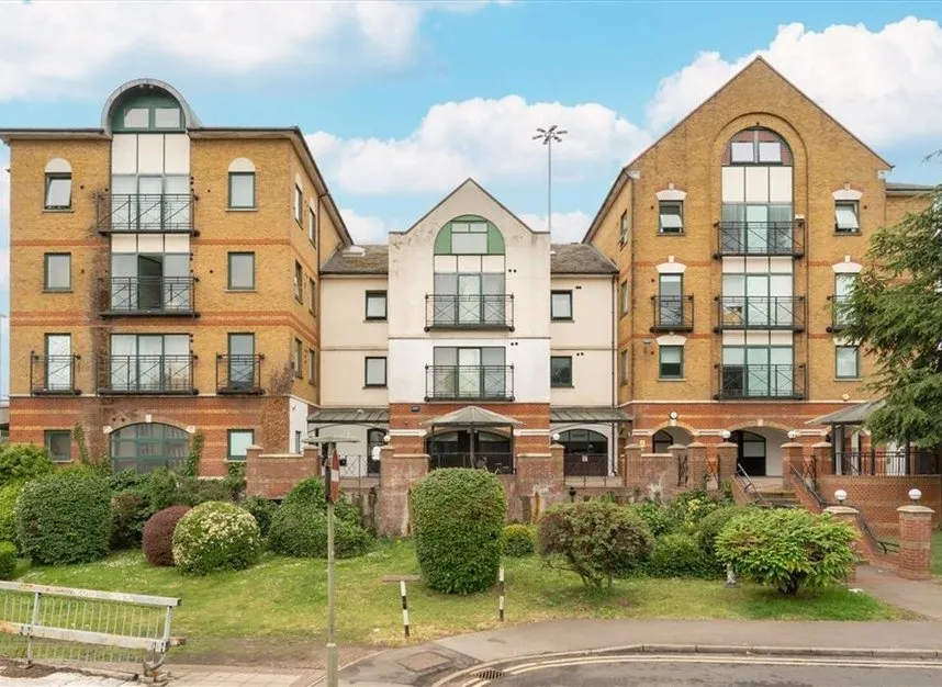flat to rent, Brent Cross Gardens, Brent Cross, NW4