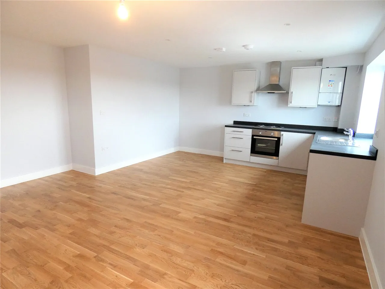 Camp Road, Farnborough, GU14, photo 3