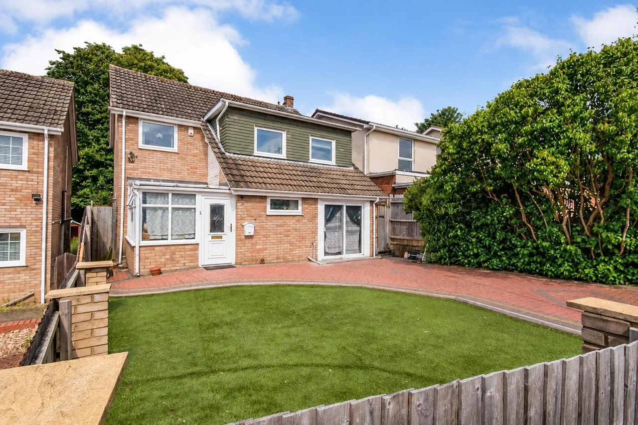 5 bed house for sale, Fairmead Way, Peterborough, PE3