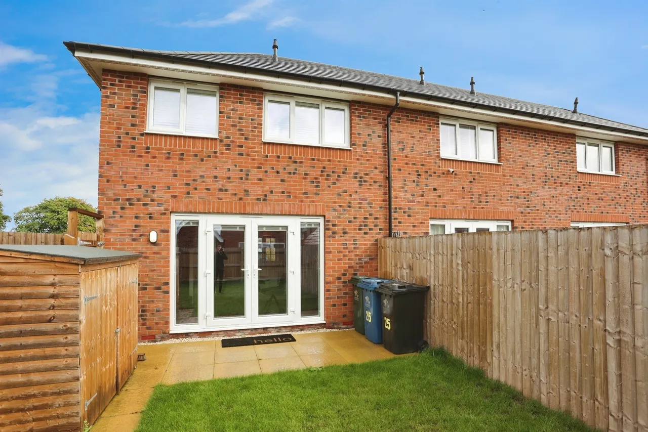 Slingsby Gardens, Newton, NG13, photo 17
