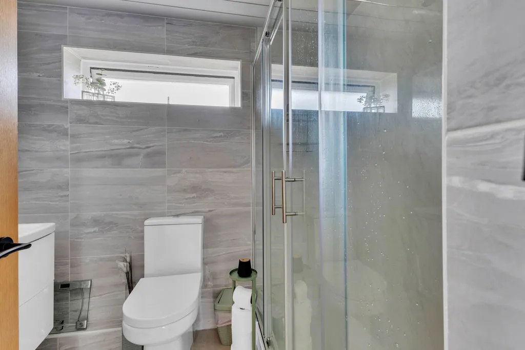 Glazebrook Close, Heywood, OL10, photo 9