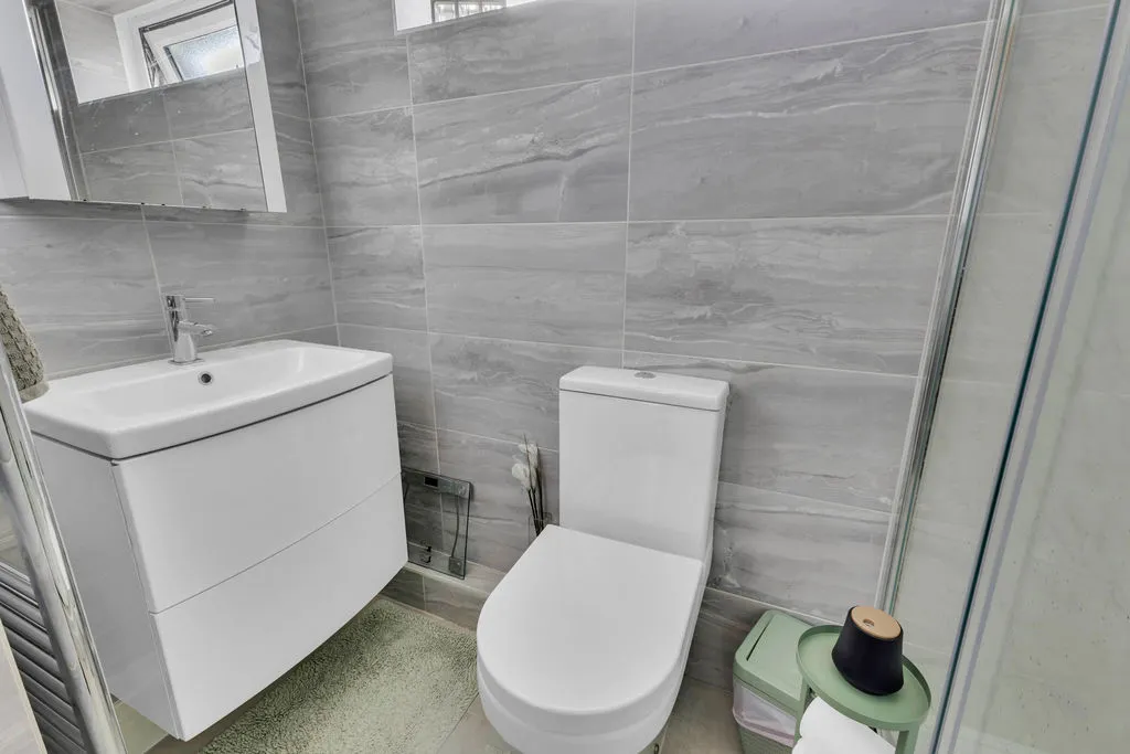 Glazebrook Close, Heywood, OL10, photo 10