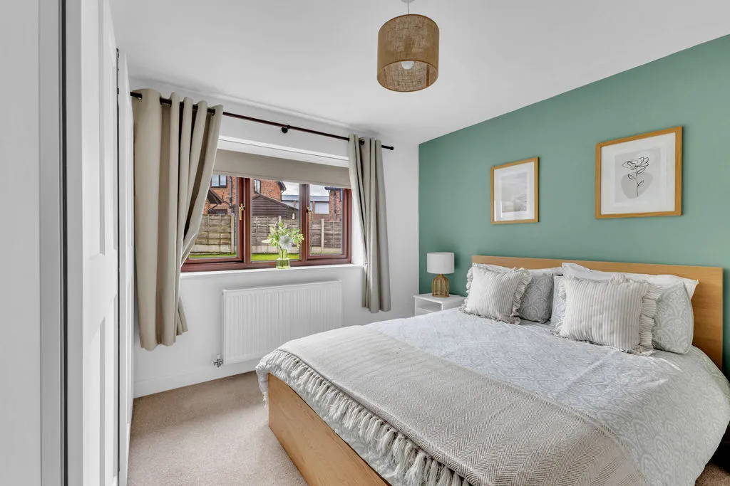 Glazebrook Close, Heywood, OL10, photo 5