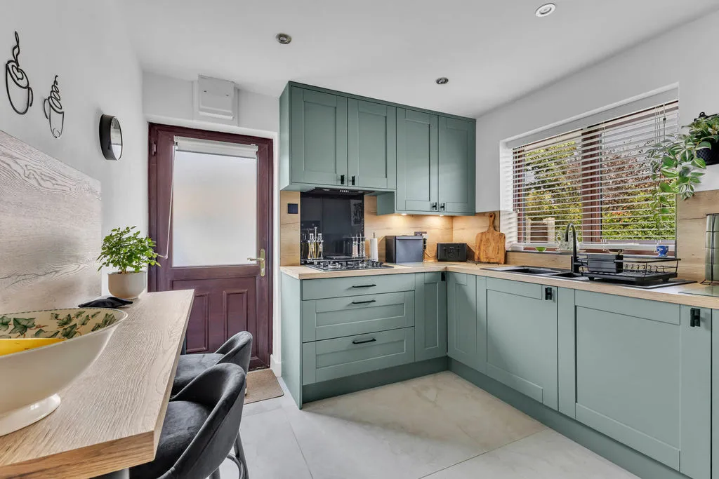 Glazebrook Close, Heywood, OL10, photo 3